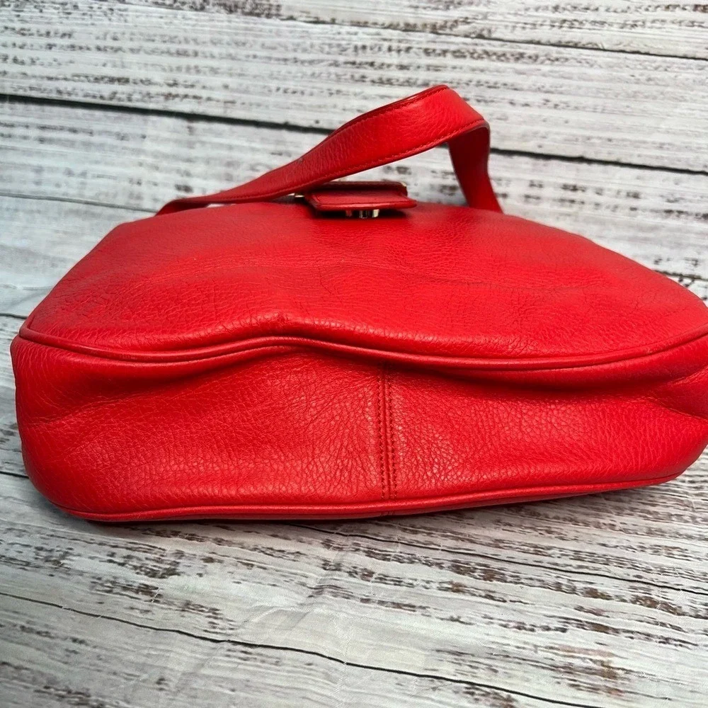 Talbots Soft Pebbled Leather Hobo Bag Red‎ Buckle Strap